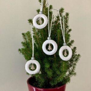 4 Christmas Decorations